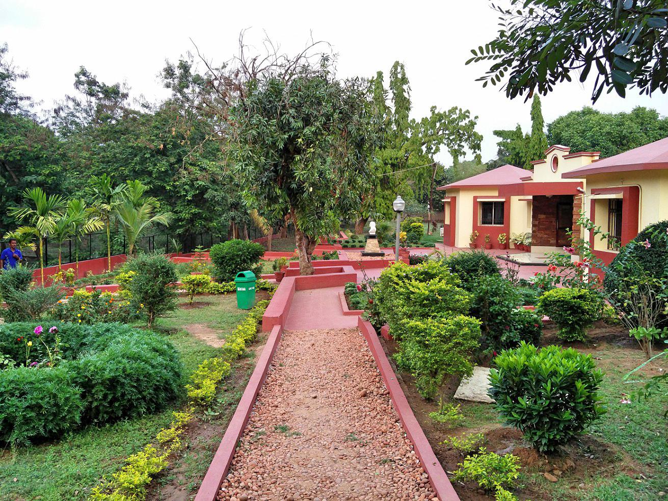 dhabaleswar temple cuttack